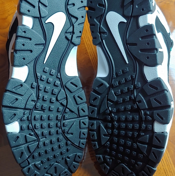 *SOLD*Nike Air Barrage Mid Men's Sz 14 Black/White - Picture 4 of 7